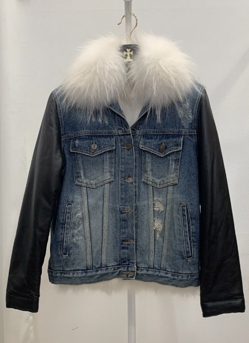 Jean fox fur jacket [White] [2/8~2/12 open] 정상가: 1,980,000 할인가: 590,000