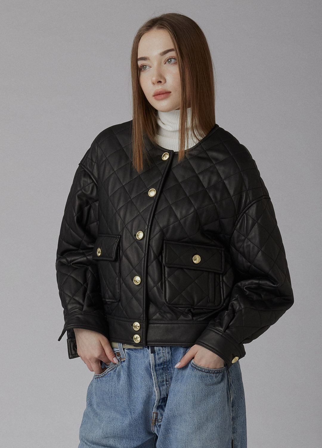 Quilted leather bomber [black]